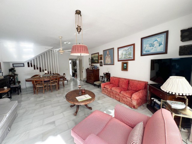 3 Slaapkamer Rijtjeshuis in Nagüeles