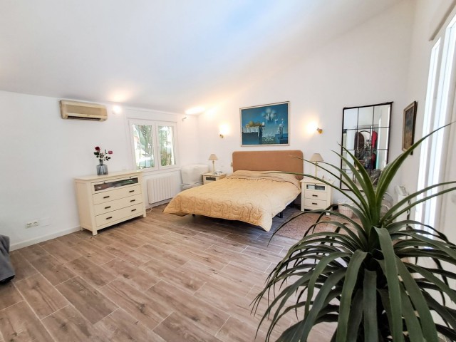 7 Makuuhuoneen Huvila Calahonda