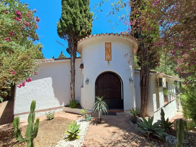 7 Makuuhuoneen Huvila Calahonda