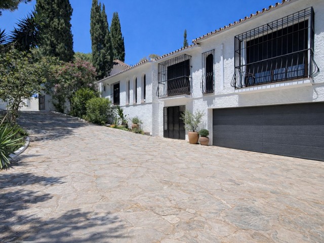 7 Makuuhuoneen Huvila Calahonda