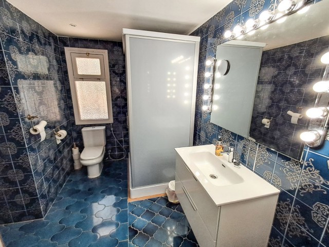 7 Bedrooms Villa in Calahonda