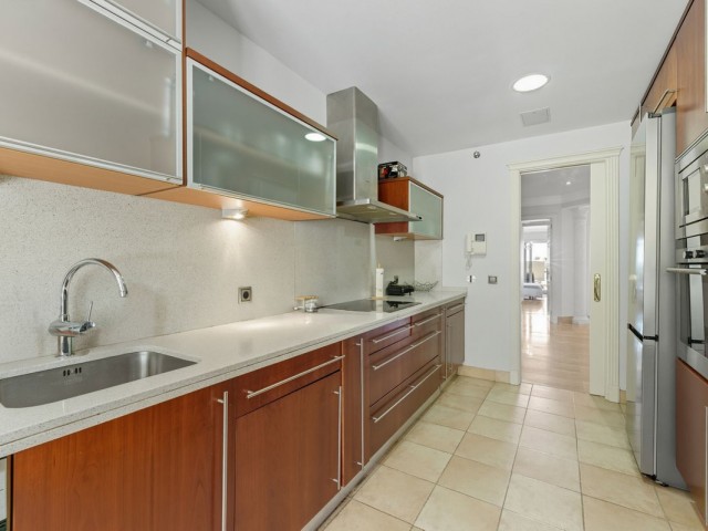 Apartamento con 3 Dormitorios  en Sierra Blanca