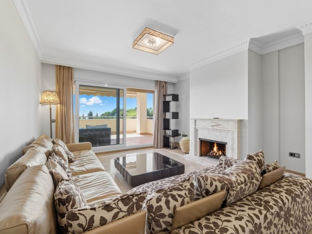 Appartement, Sierra Blanca, R5181412