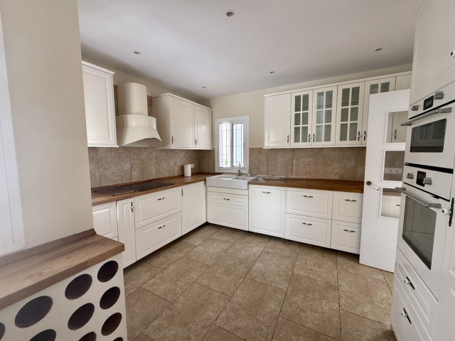 Villa avec 6 Chambres  à Torreblanca