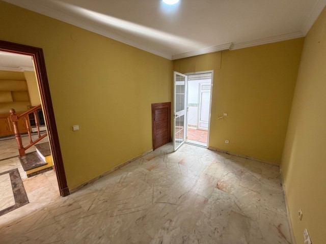 4 Slaapkamer Rijtjeshuis in Cancelada