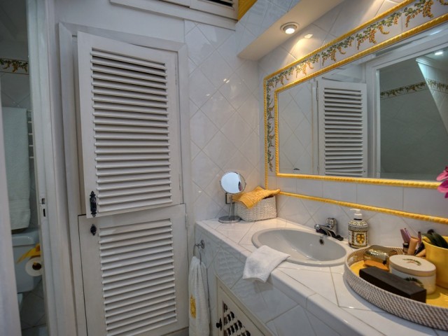 2 Makuuhuoneen Rivitalo Estepona