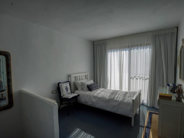 2 Makuuhuoneen Rivitalo Estepona