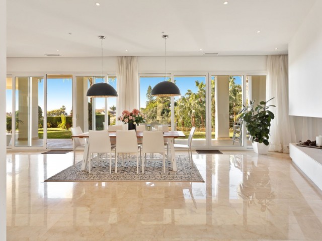 4 Slaapkamer Villa in El Rosario