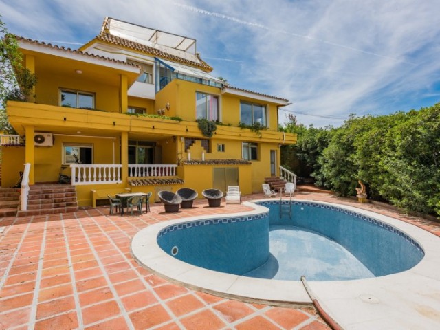 9 Slaapkamer Villa in El Rosario