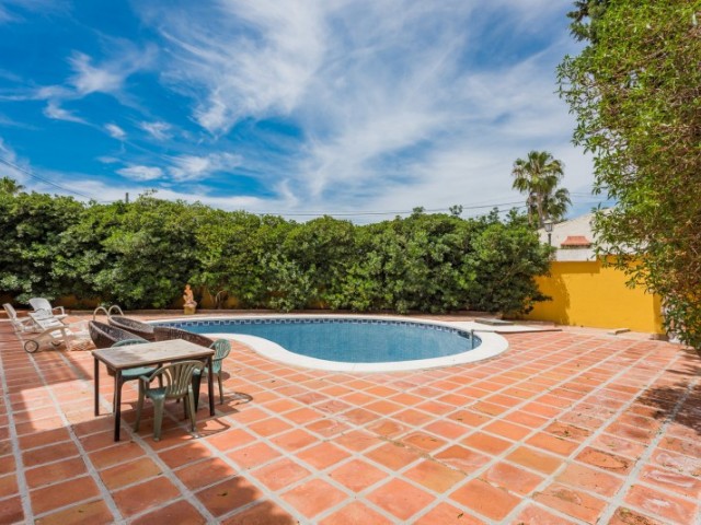 9 Slaapkamer Villa in El Rosario