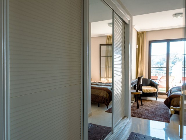 Penthouse avec 2 Chambres  à Los Arqueros