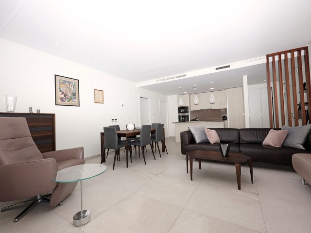 2 Schlafzimmer Apartment in Benahavís