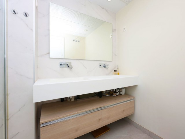 2 Schlafzimmer Apartment in Benahavís