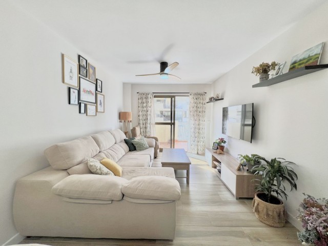 2 Bedrooms Apartment in Fuengirola