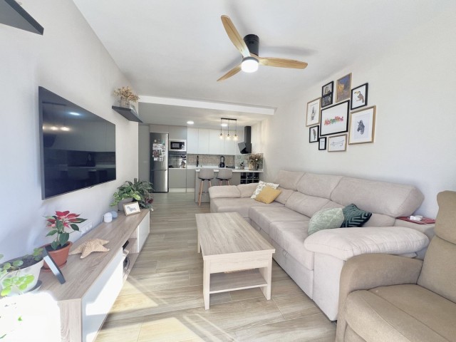 2 Bedrooms Apartment in Fuengirola