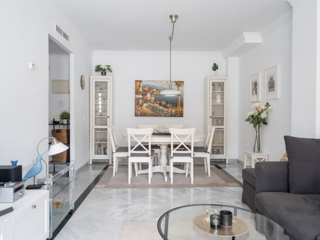 Kattohuoneisto Nueva Andalucía