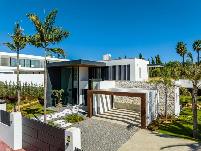 5 Slaapkamer Villa in Nueva Andalucía