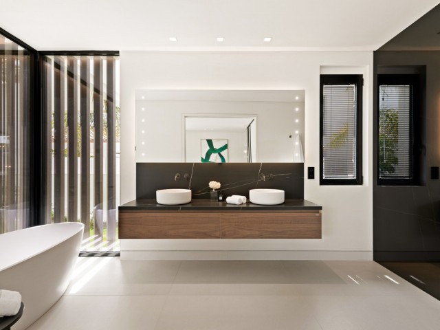 5 Slaapkamer Villa in Nueva Andalucía