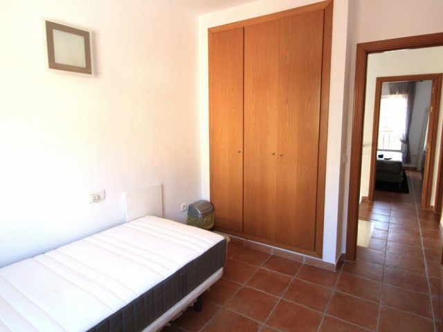 Villa con 3 Dormitorios  en Los Pacos