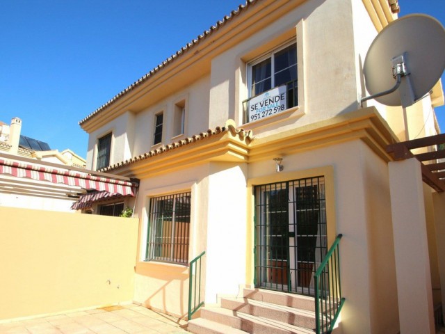 Villa Los Pacos - R5179501
