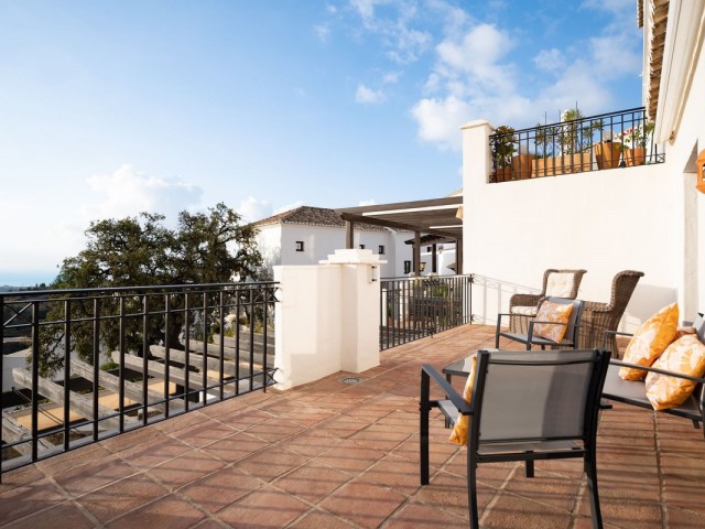 Penthouse in Altos de los Monteros