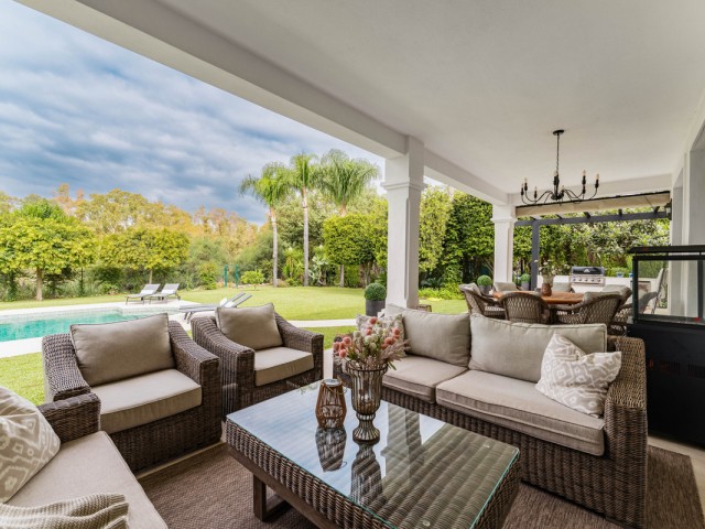 6 Soveroms Rekkehus i Estepona