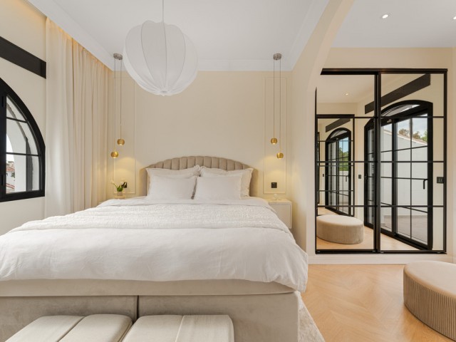 6 Soveroms Rekkehus i Estepona