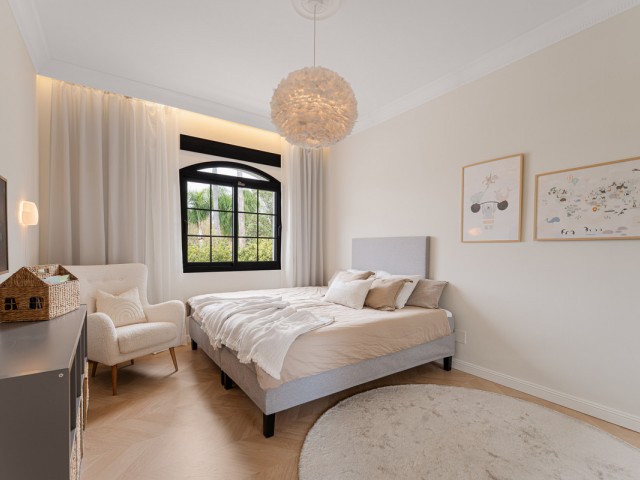 6 Soveroms Rekkehus i Estepona