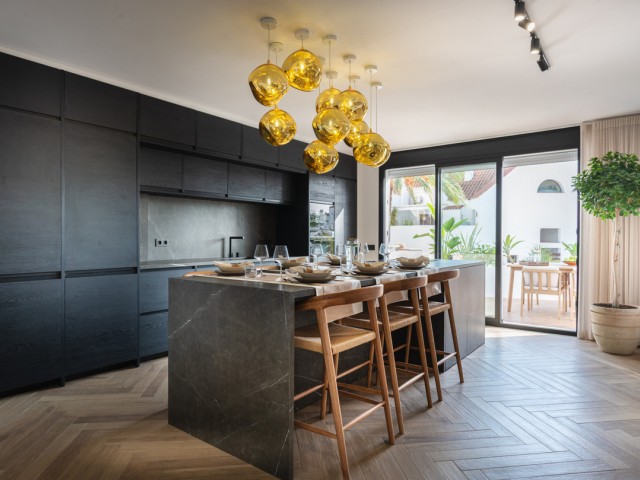 3 Bedrooms Apartment in Nueva Andalucía