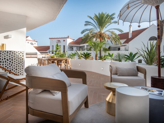 3 Bedrooms Apartment in Nueva Andalucía