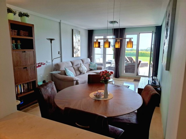 2 Bedrooms Apartment in Benahavís