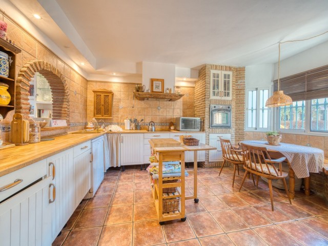 Maison mitoyenne avec 3 Chambres  à Los Boliches