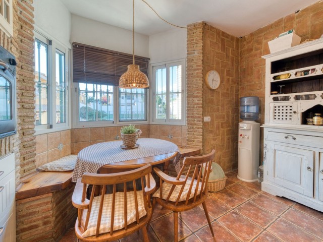 Maison mitoyenne avec 3 Chambres  à Los Boliches