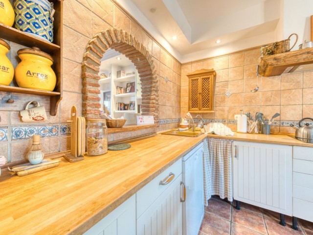 Maison mitoyenne avec 3 Chambres  à Los Boliches