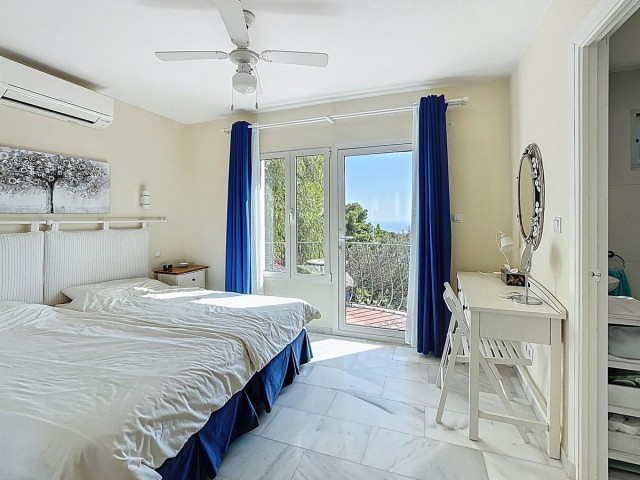 4 Soveroms Villa i Mijas