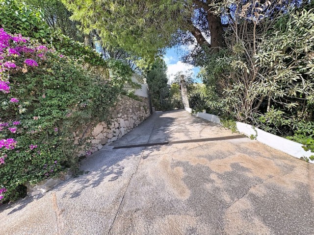 4 Bedrooms Villa in Mijas