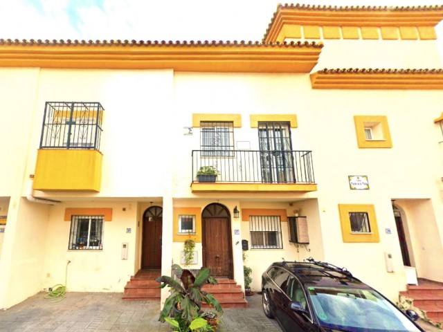 3 Schlafzimmer Reihenhaus in Estepona
