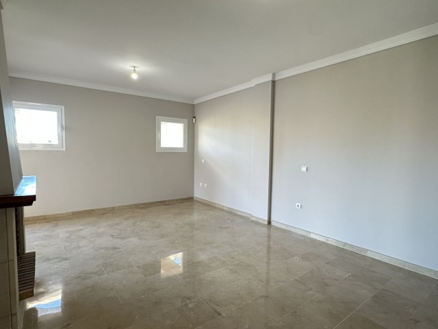 Penthouse avec 3 Chambres  à Mijas Golf