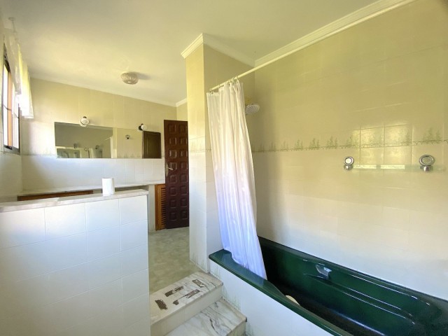 5 Schlafzimmer Villa in Mijas