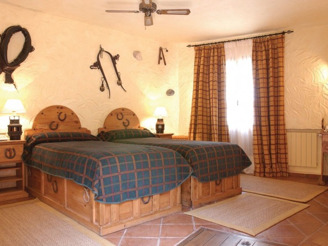 Commercial in Benahavís