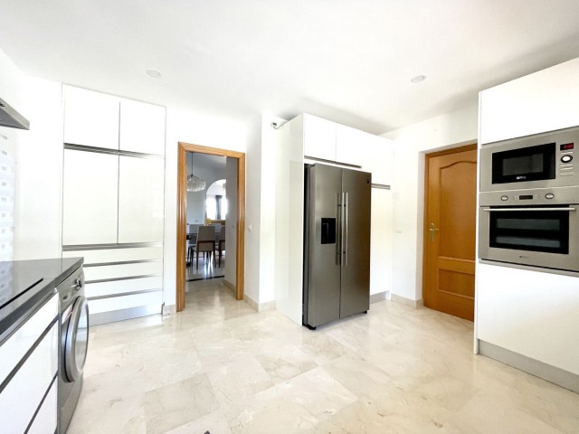 4 Bedrooms Villa in Mijas Golf