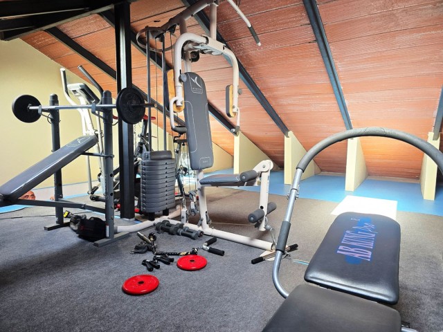 3 Bedrooms Townhouse in Marbella