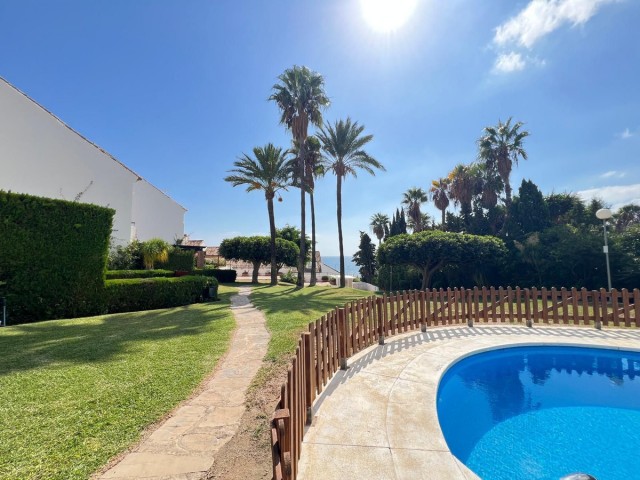 3 Bedrooms Townhouse in Estepona