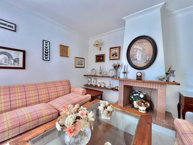 3 Bedrooms Townhouse in Estepona