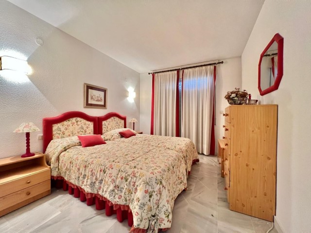 3 Bedrooms Townhouse in Estepona