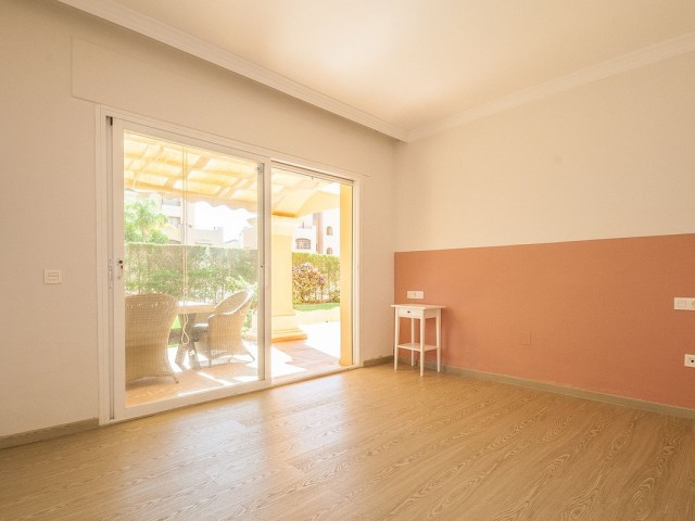 2 Sovrums Lägenhet i Elviria