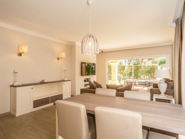 2 Sovrums Lägenhet i Elviria