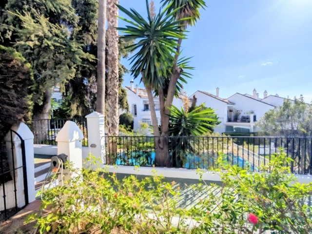 Adosado con 3 Dormitorios  en Nagüeles