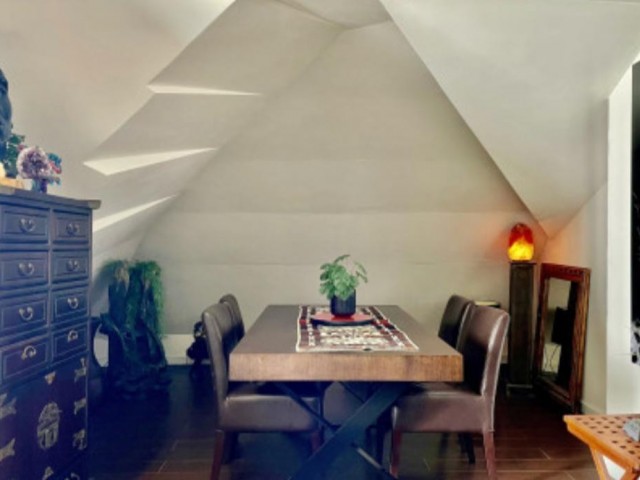 Takvåning i The Golden Mile