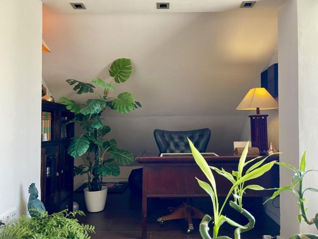 Takvåning i The Golden Mile